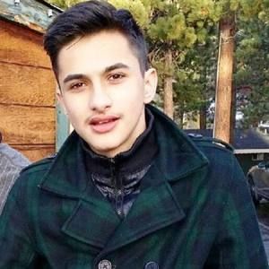 Meet your Posher, Masood